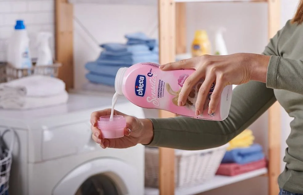 CHICCO Aviváž koncentrovaná Kvetinové objatie 750 ml (6×30 praní) 6×750 ml, aviváž