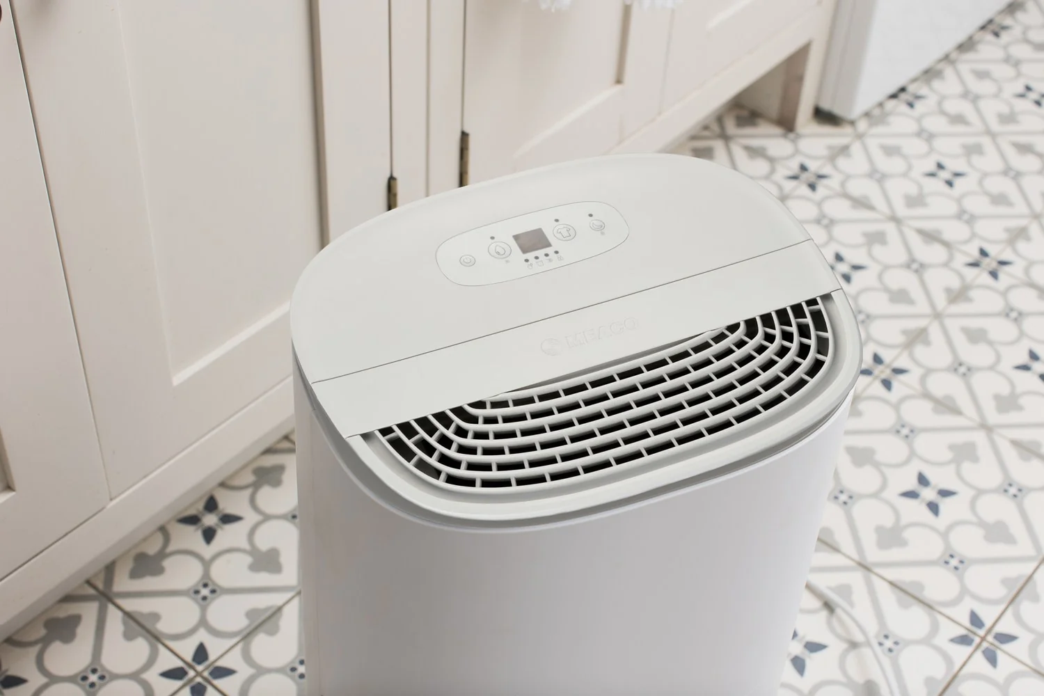 Odvlhčovač s čističkou vzduchu Dry Arete® One 12L béžový
