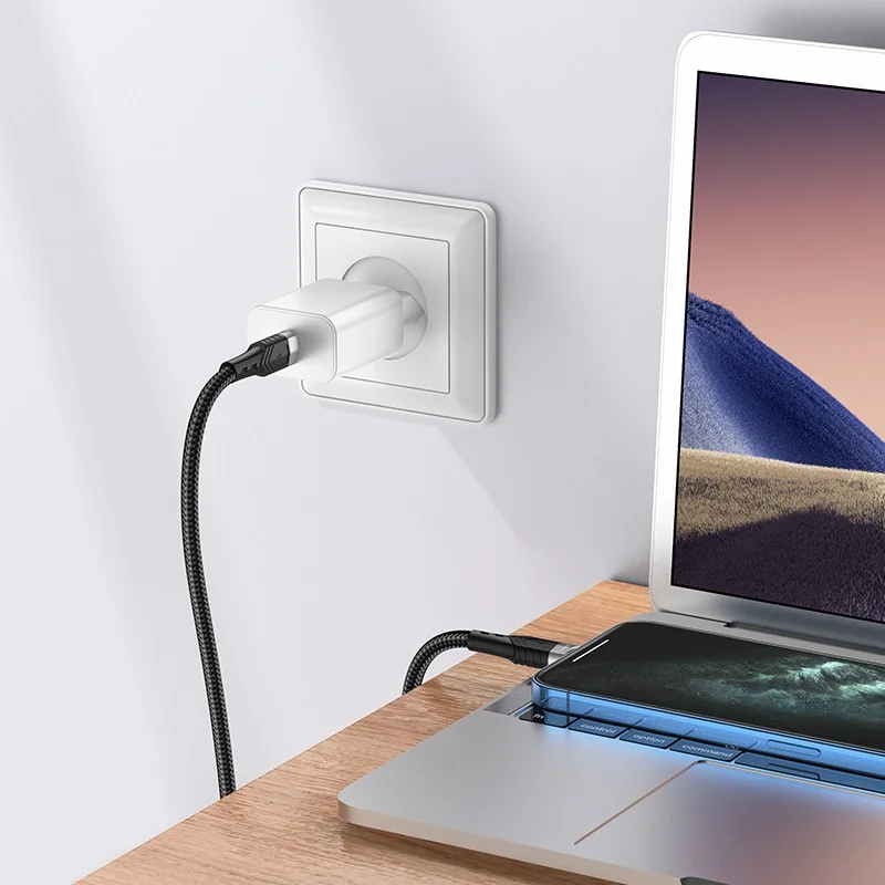 Kábel USB-C - Lightning - Čierna 1 x 1,2m