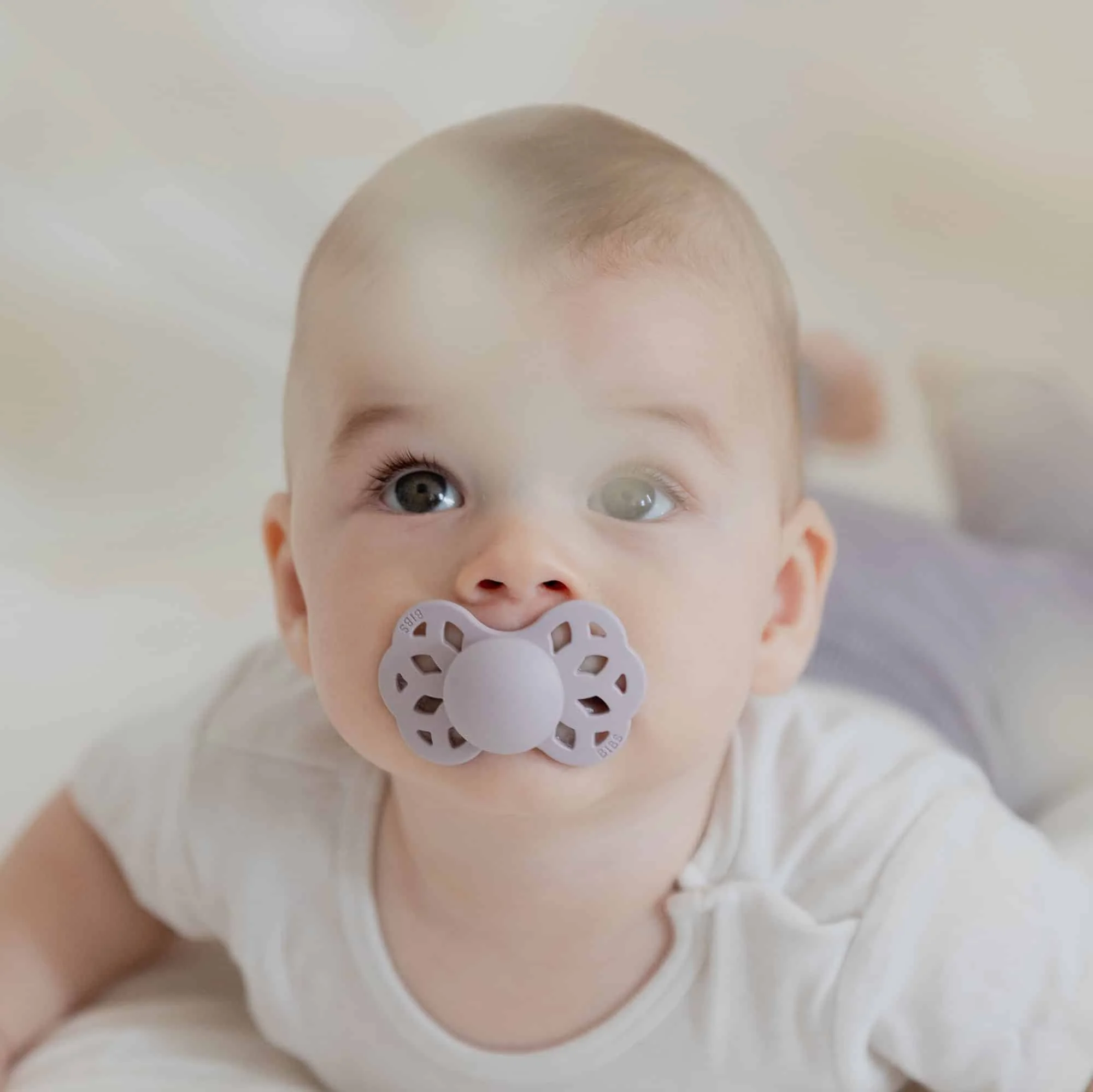 BIBS Infinity symetrické cumlíky zo silikónu 2ks veľkosť 1 - Fossil Grey / Mauve