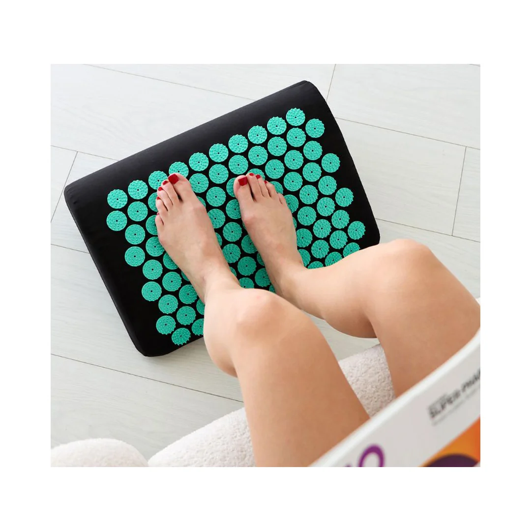 Ergonomická akupresúrna opierka nôh