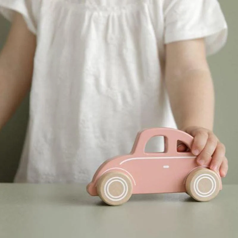 LITTLE DUTCH Autíčko chrobák Pink 1×1 ks