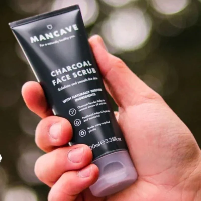 MANCAVE pleťový hydratačný peeling