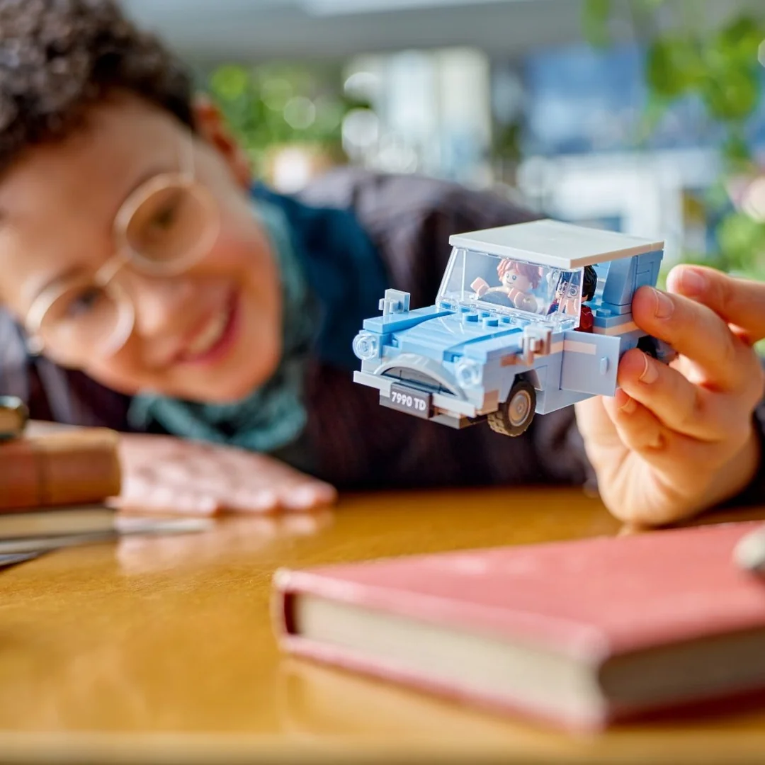 LEGO® Harry Potter™ 76424 Lietajúce auto Ford Anglia™
