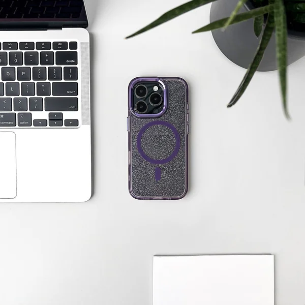 MG Glitter MagSafe kryt na iPhone 16, fialový 