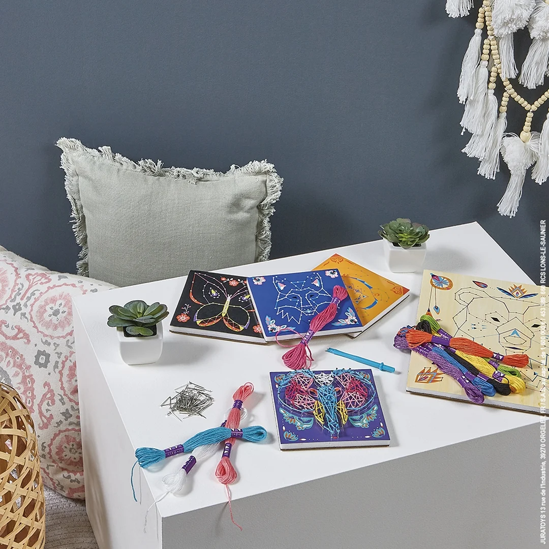 Janod Atelier Maxi Kreatívna sada MaxiTvoríme so šnúrkami Zvieratá 8+