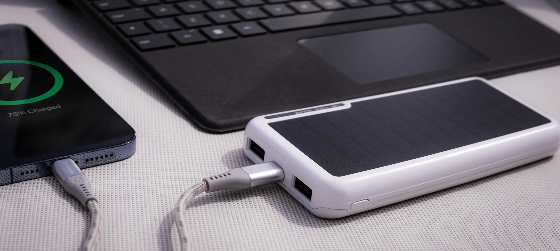 Powerbanka BOOMPODS OBI-SOLAR 10000mAh biela
