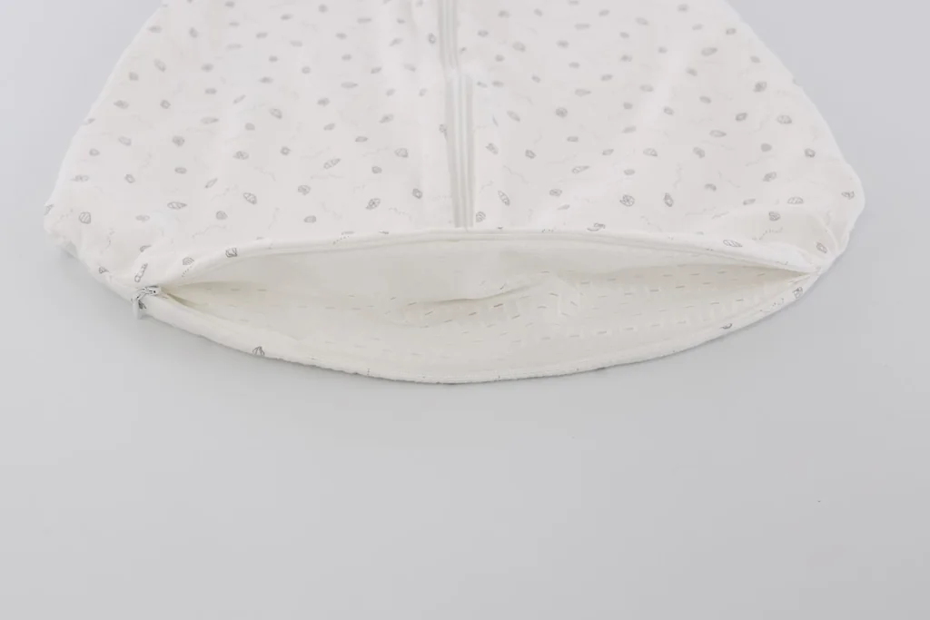 TRÄUMELAND Letný spací vak Liebmich Muscheln 70 cm 1×1 ks