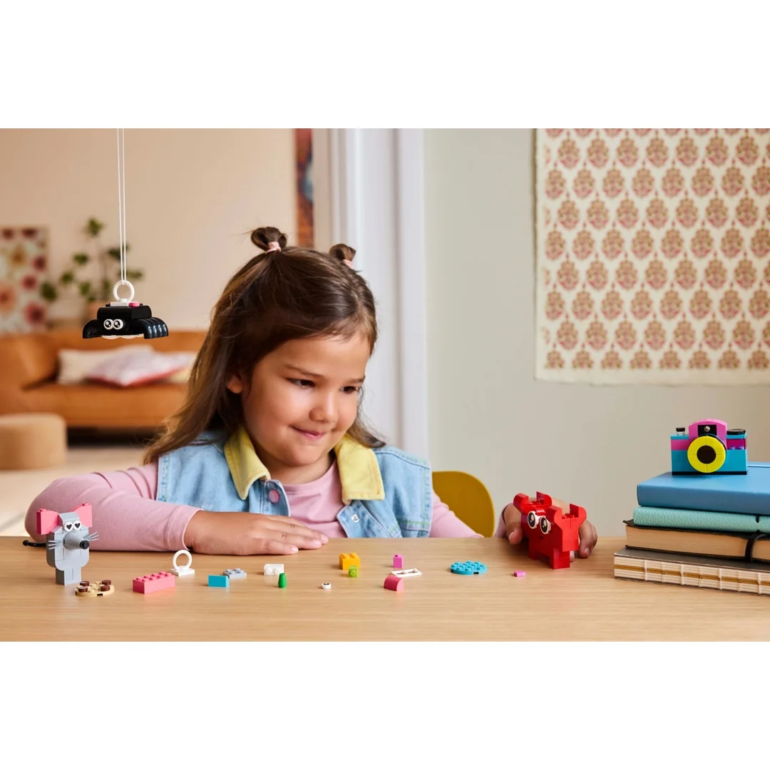 LEGO® Classic 11042 Kreatívna veselá krabička