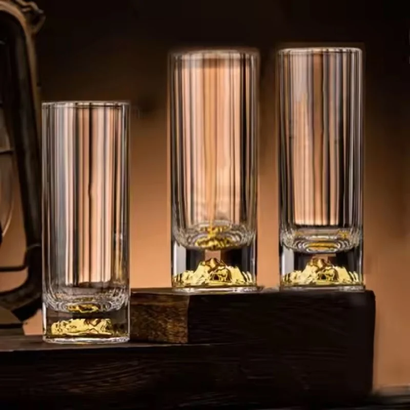 Krištáľový pohár so zlatým detailom 100ml