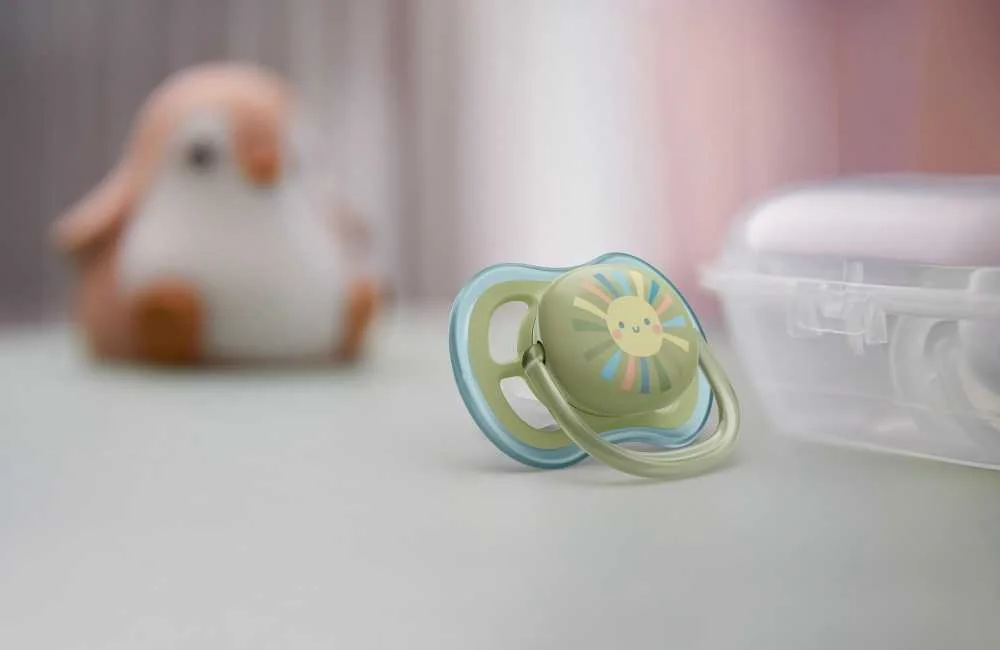 Philips AVENT Cumlík Ultra air obrázok 0-6m chlapec (dúha) 2ks 1×2 ks, cumlík