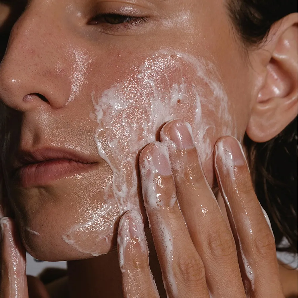 Mádara ACNE Sebum Control Clear Skin Umývací Gél 1×140 ml, prírodná čistiaca pena