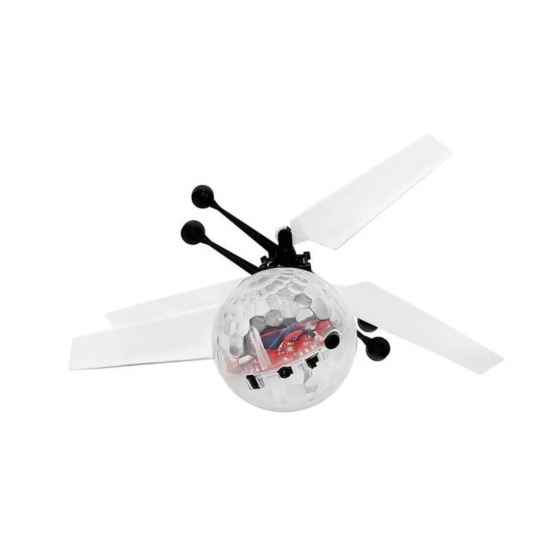 Disko guľa LED lietajúca FLYING BALL