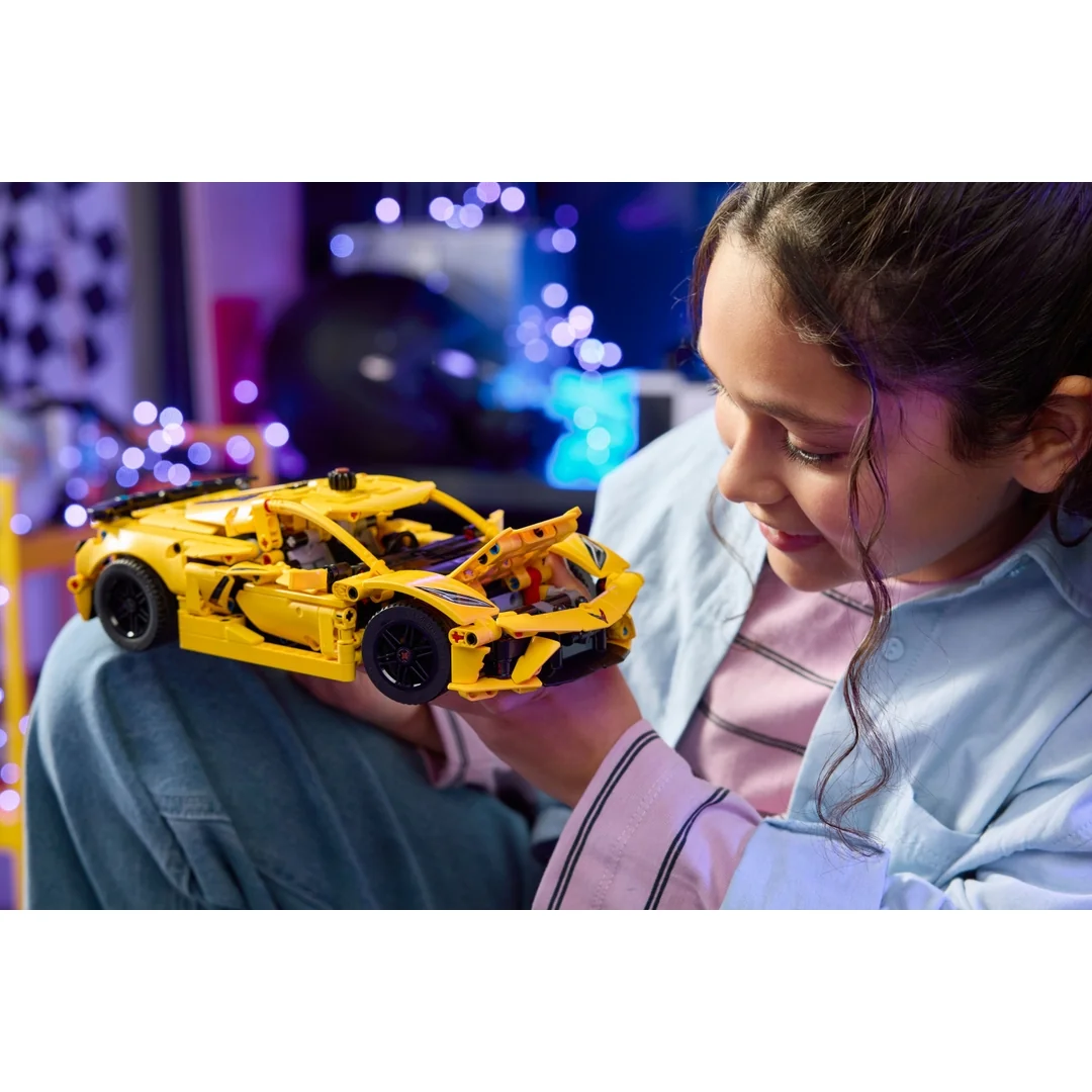 LEGO® Technic™ 42205 Chevrolet Corvette Stingray