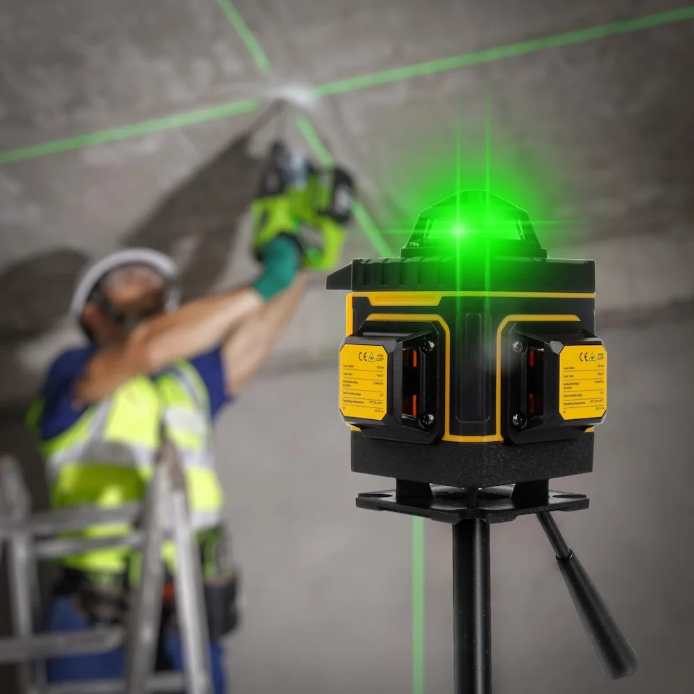 MG Laser L07 laserová vodováha + statív, čierna