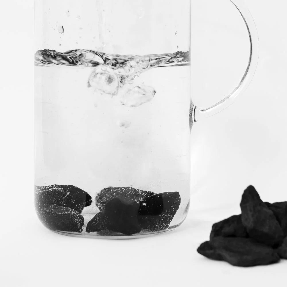 Minerál šungit drť - prírodný filter vody 500g - Herbatica 