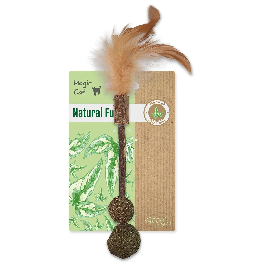 Hračka Magic Cat Natural Fun drievko s prírodnými pierkami a zelenými guľami 18cm