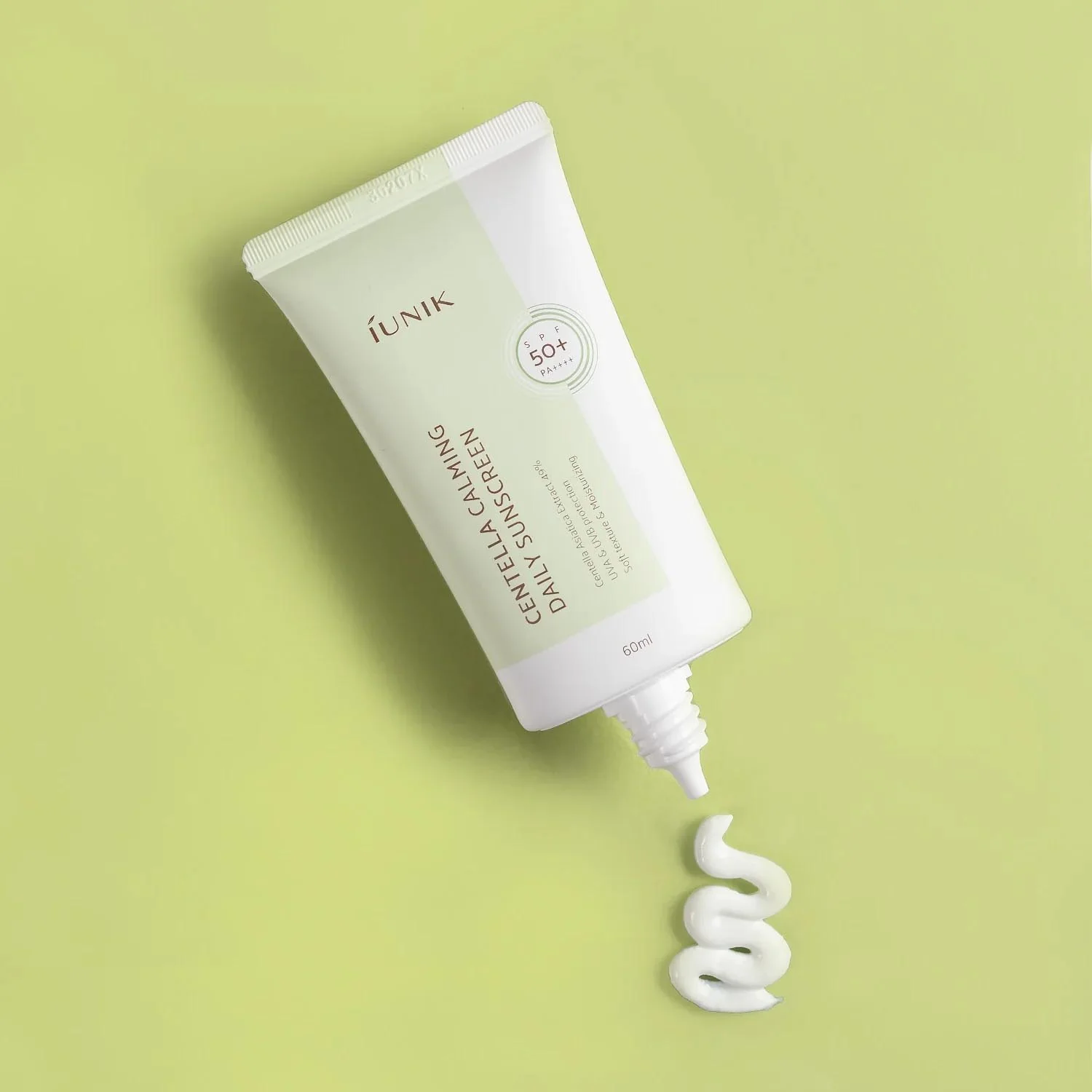 iUNIK Centella Calming Daily Sunscreen upokojujúci opaľovací krém 60 ml