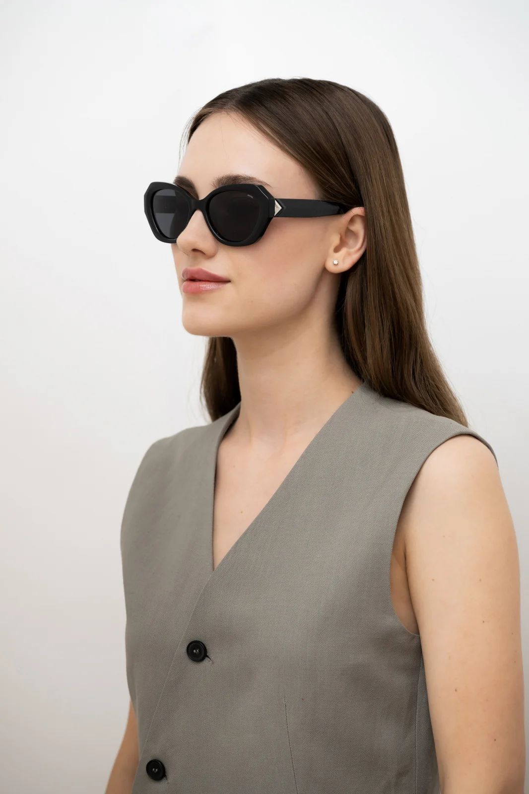 INVU. Fashion IB22465A Dámske slnečné okuliare
