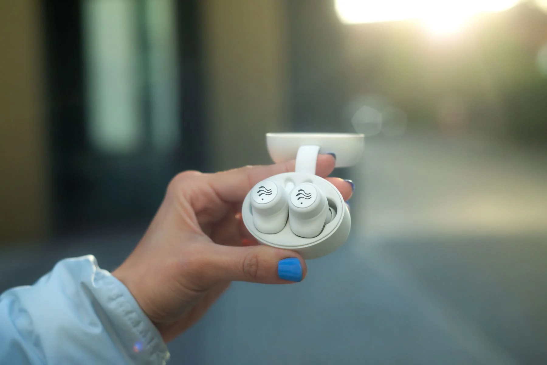 BOOMPODS Soundwave bezdrôtové slúchadlá biele