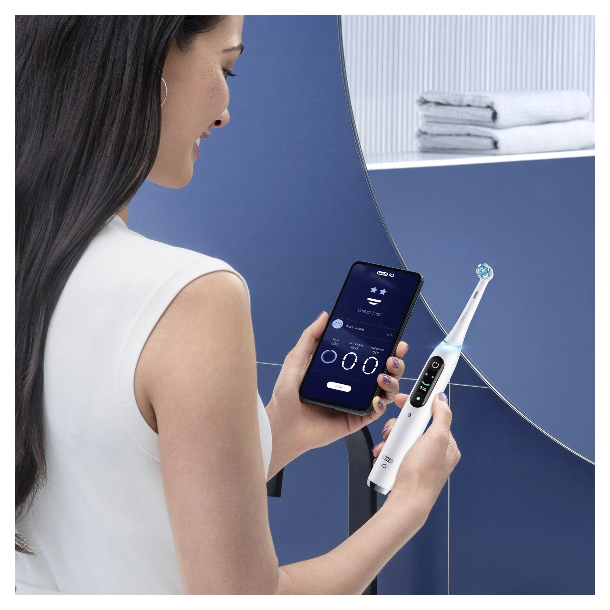 Oral B EK iO Series 9 White alabaster + držiak zubnej kefky + cestovné púzdro 1×1 set, elektroniícká zubná kefka