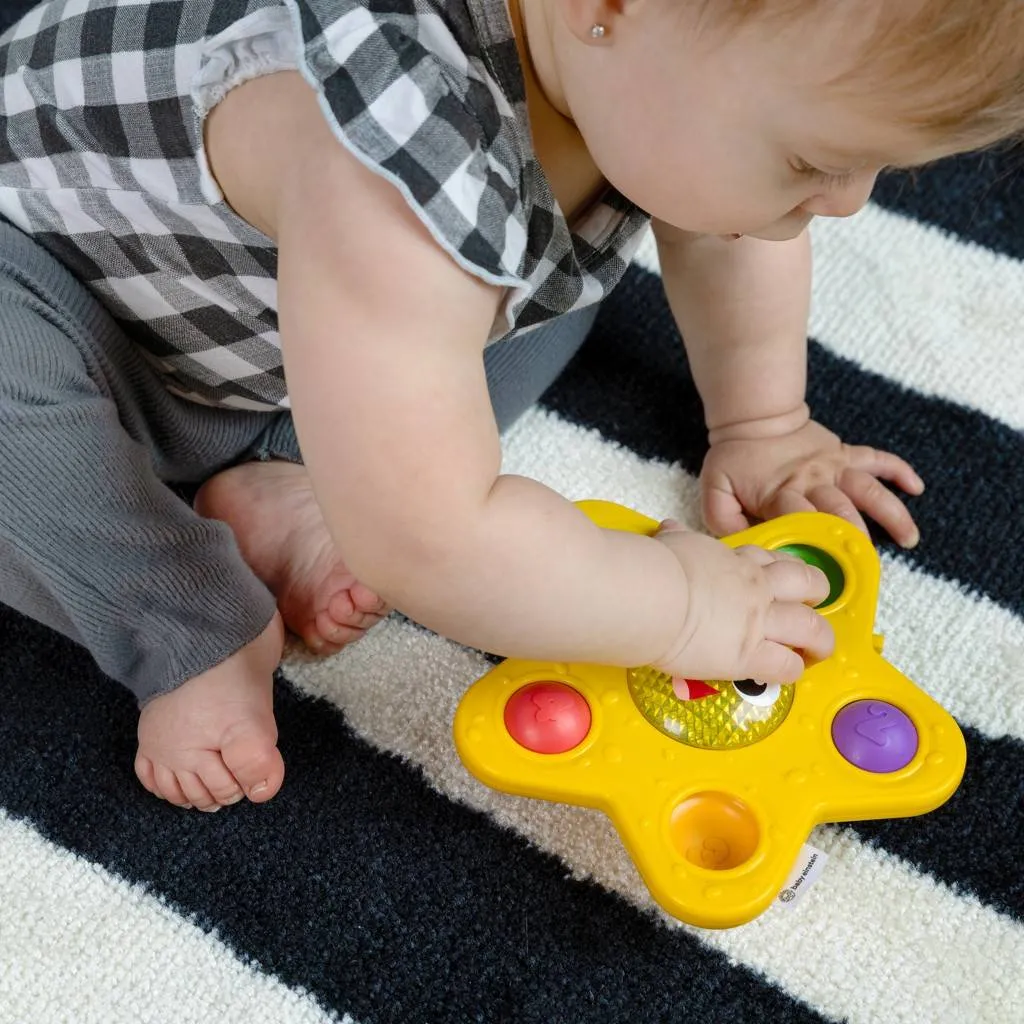 BABY EINSTEIN Hračka aktívna s prísavkou Pop & Glow Starfish™ 6m+ 1×1 ks, hračka pre deti