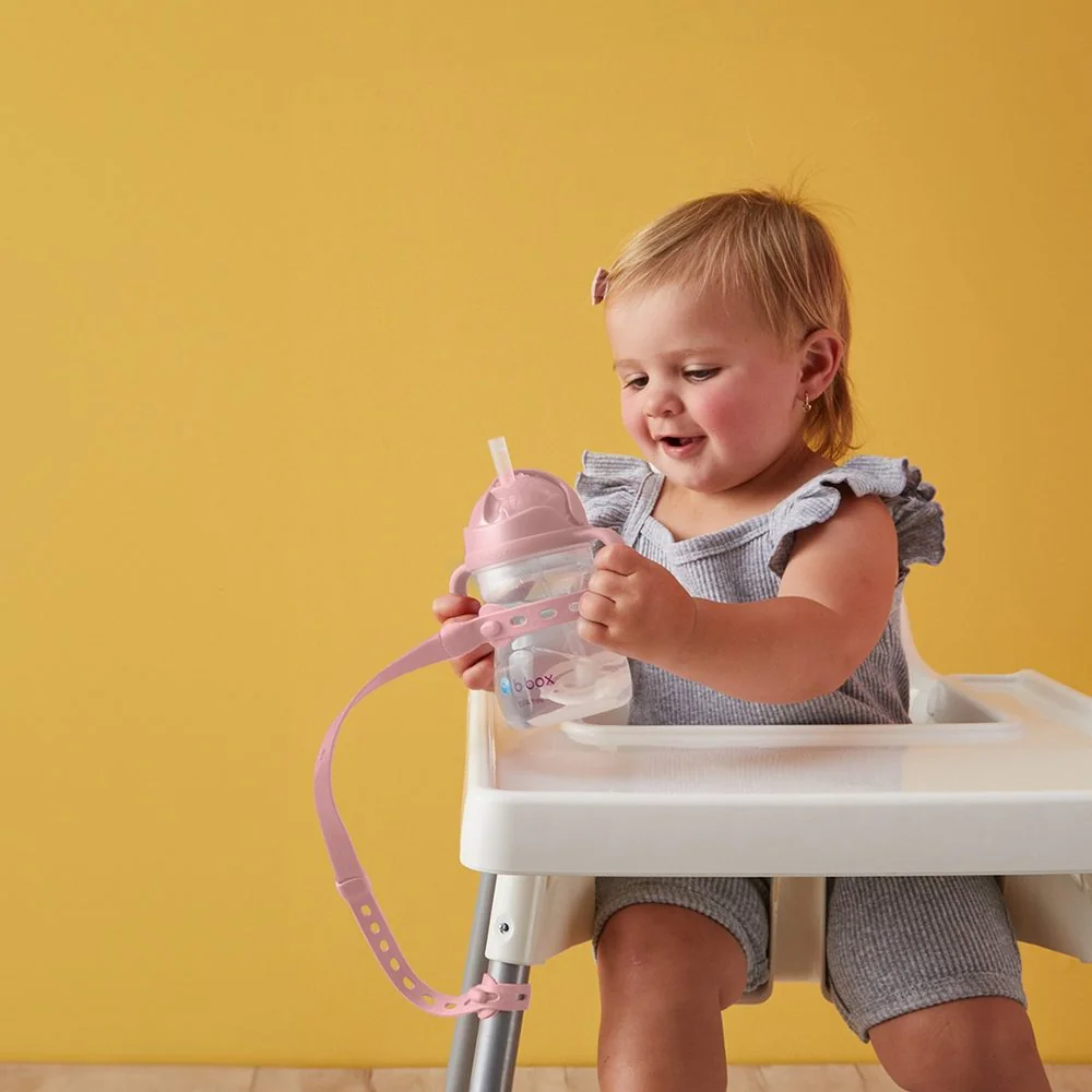 Hrnček s pítkom a silikónový pásik ružový