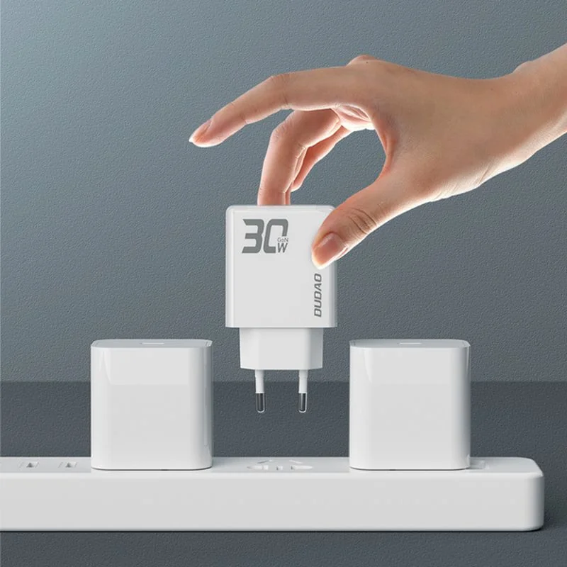 Dudao A30EUT GaN sieťová nabíjačka USB / USB-C 30W + kábel USB-C, biela a