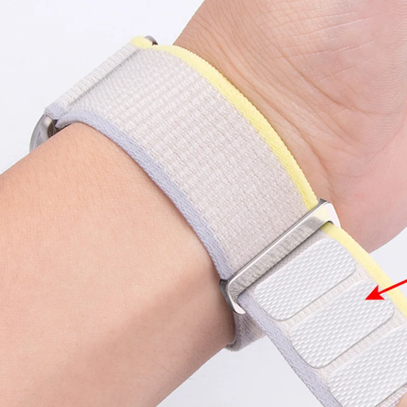 BStrap Velcro Nylon remienok na Apple Watch 38/40/41mm white rainbow