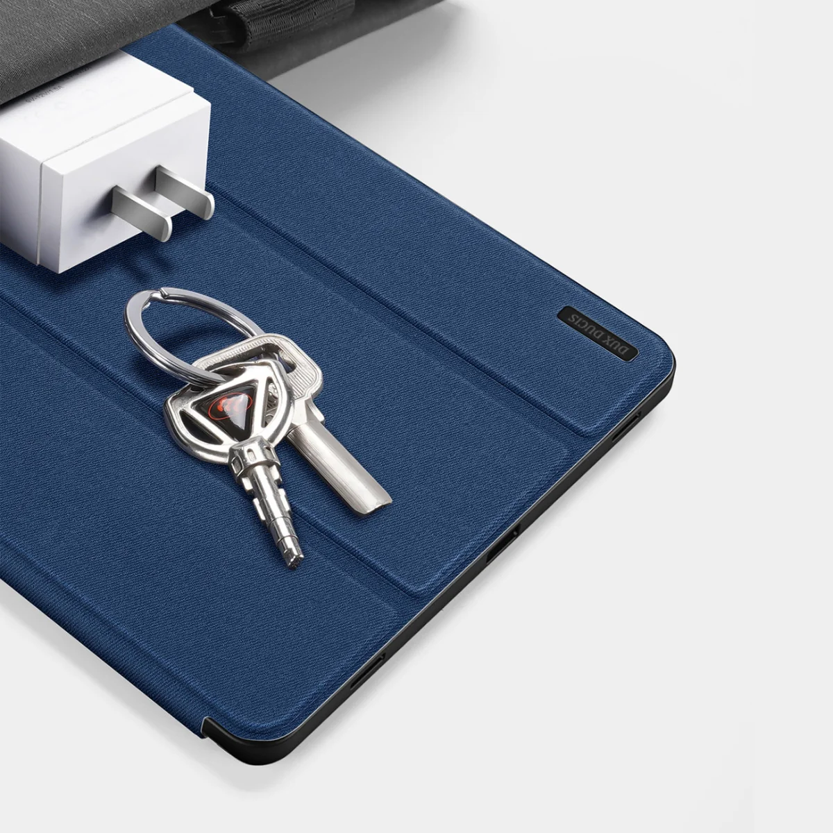 Dux Ducis Domo puzdro na Samsung Galaxy Tab S9 FE modré