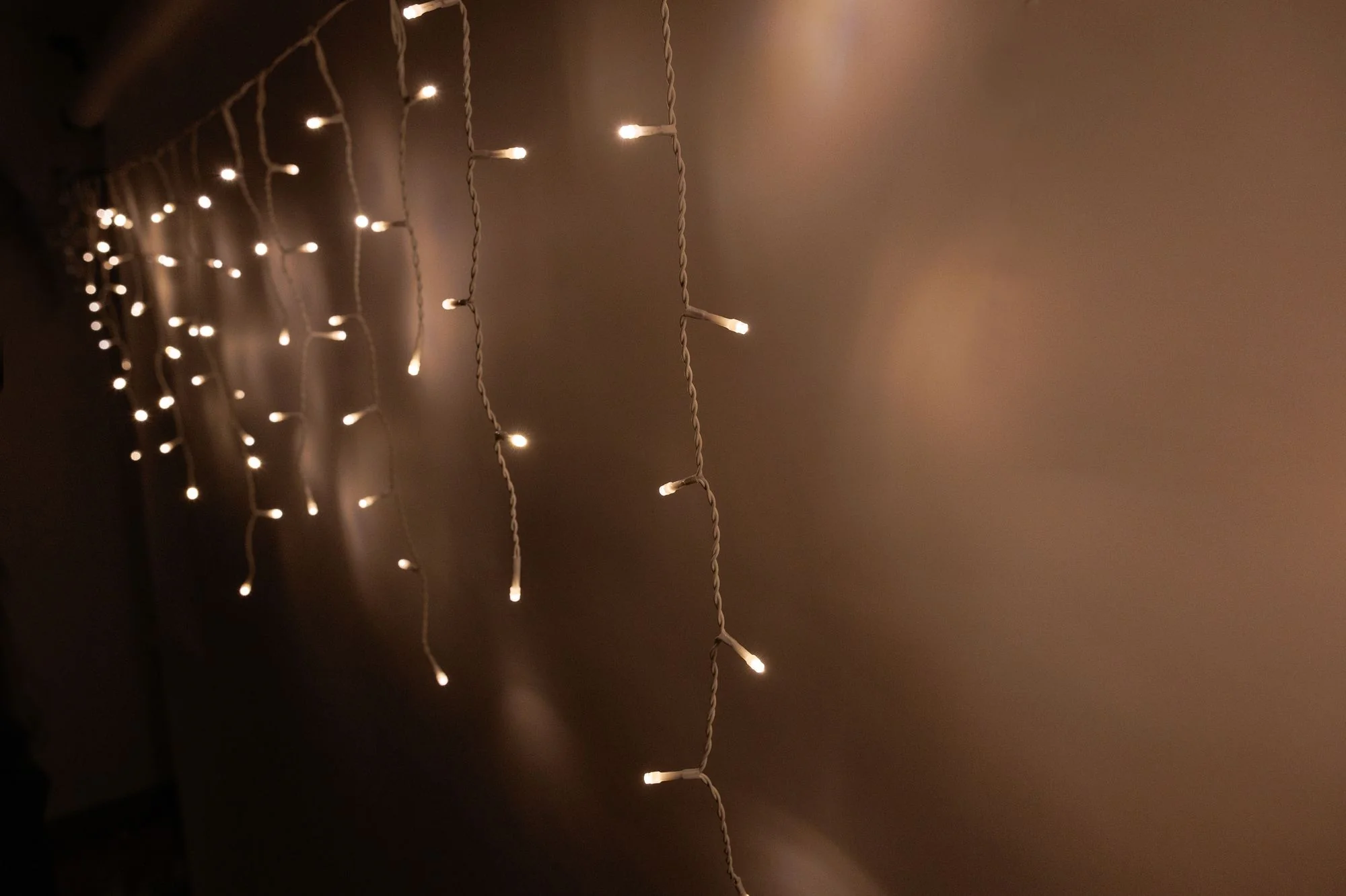 MagicHome LED cencúľová reťaz MULTI CONNECT Icicle, 1 ks 400 LED teplá biela, stále svetlo, 230 V/50 Hz, IP44, bez zdroja, exteriér, 10 m