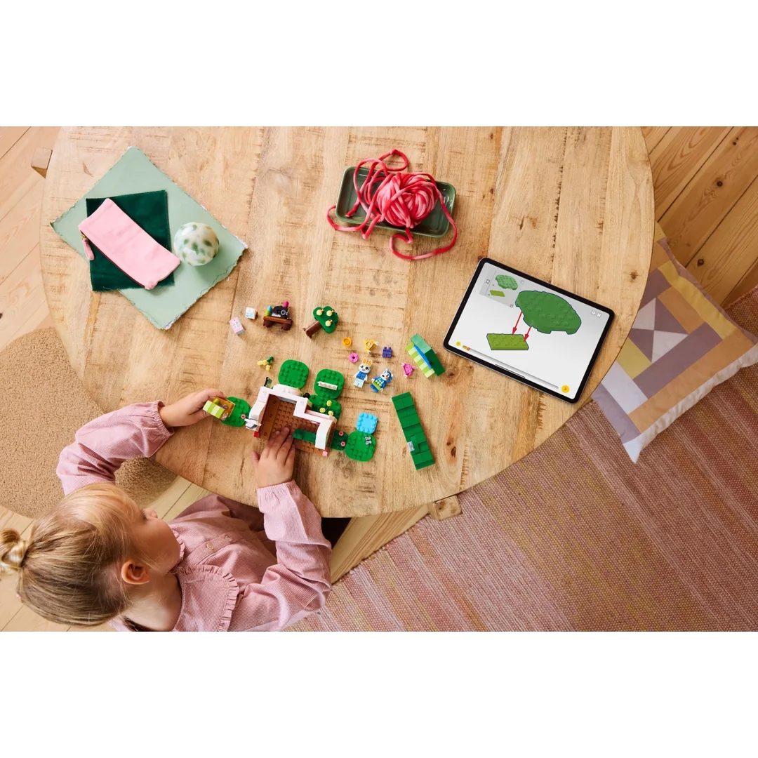 LEGO® Animal Crossing™ 77055 Obchod s oblečením Able Sisters