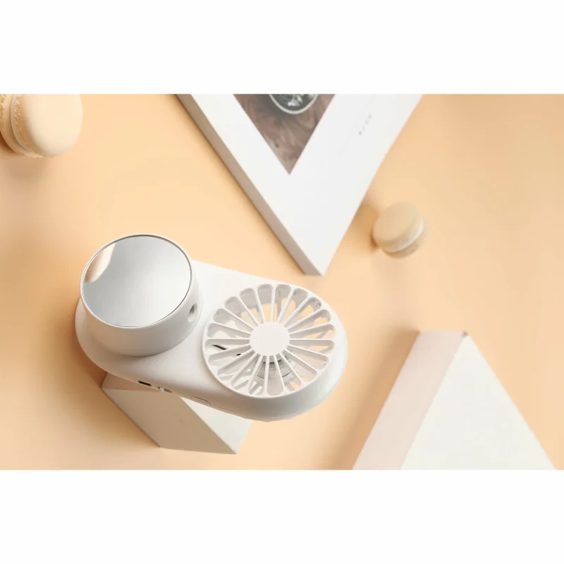 VITAMMY Dream Mist Mirror prenosný ventilátor s hmlou a zrkadlom