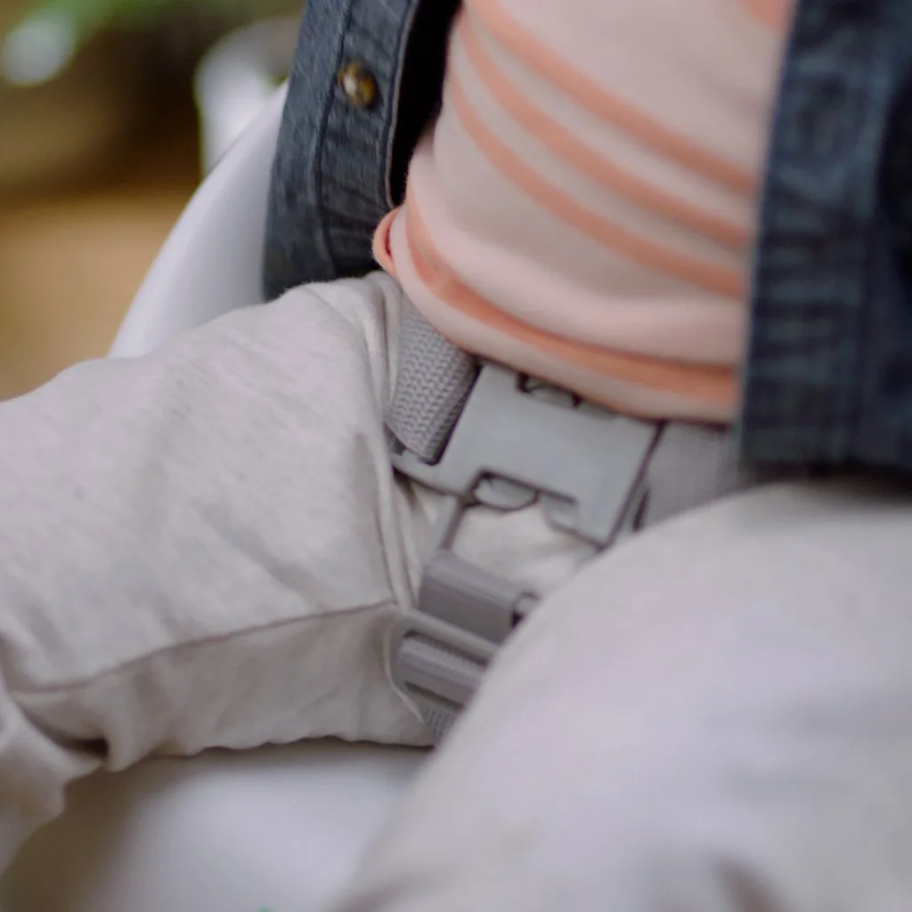 Jedálenská stolička na stoličku Simplicity Seat™ Grey 6m+, do 15kg