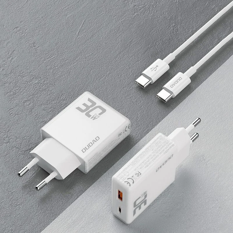 Dudao A30EUT GaN sieťová nabíjačka USB / USB-C 30W + kábel USB-C, biela a