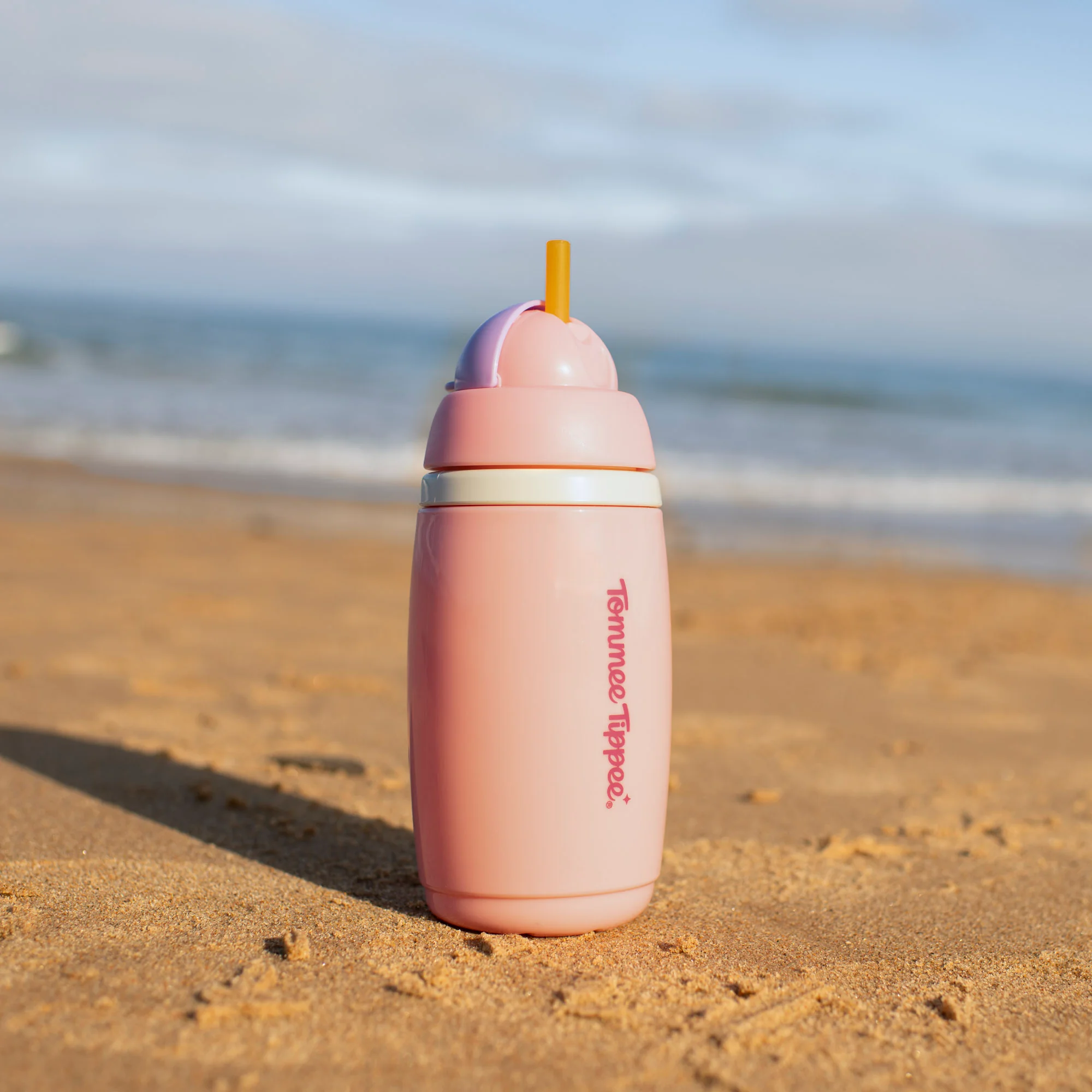 Tommee Tippee Active hrnček so slamkou, 266 ml, 12m+, ružový 266 ml