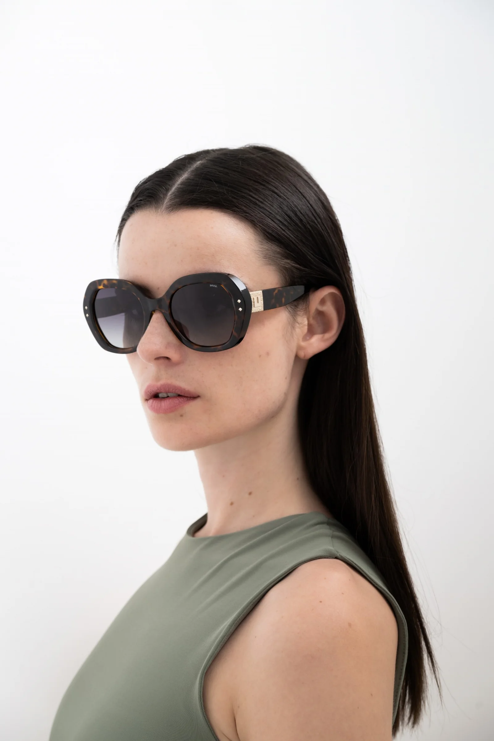 INVU. Fashion IB22523B Dámske slnečné okuliare
