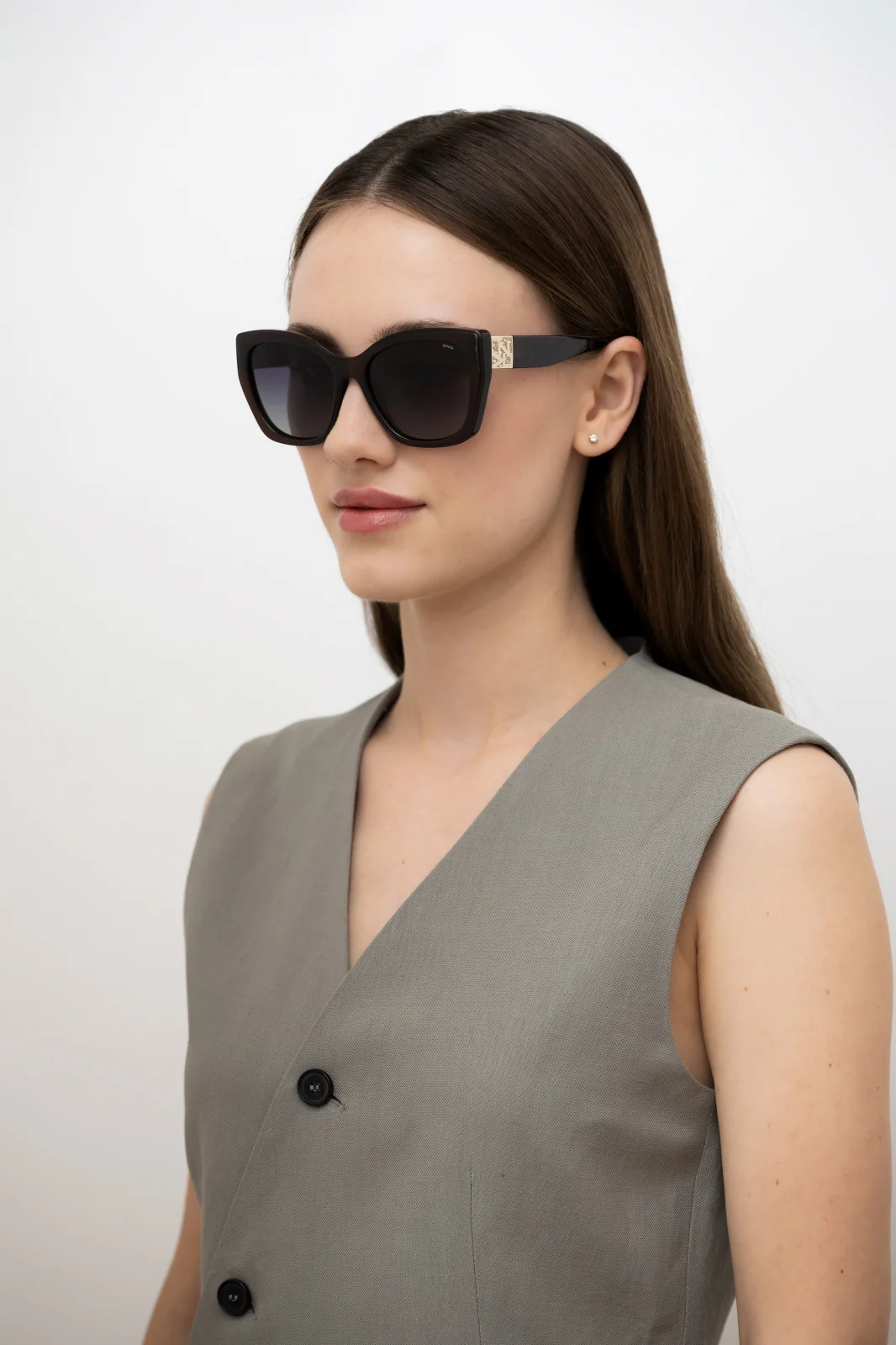 INVU. Fashion IB22441B Dámske slnečné okuliare