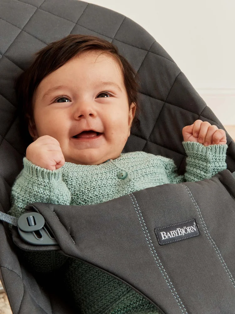 BABYBJÖRN Lehátko Bliss Cotton, Anthracite 1×1 ks