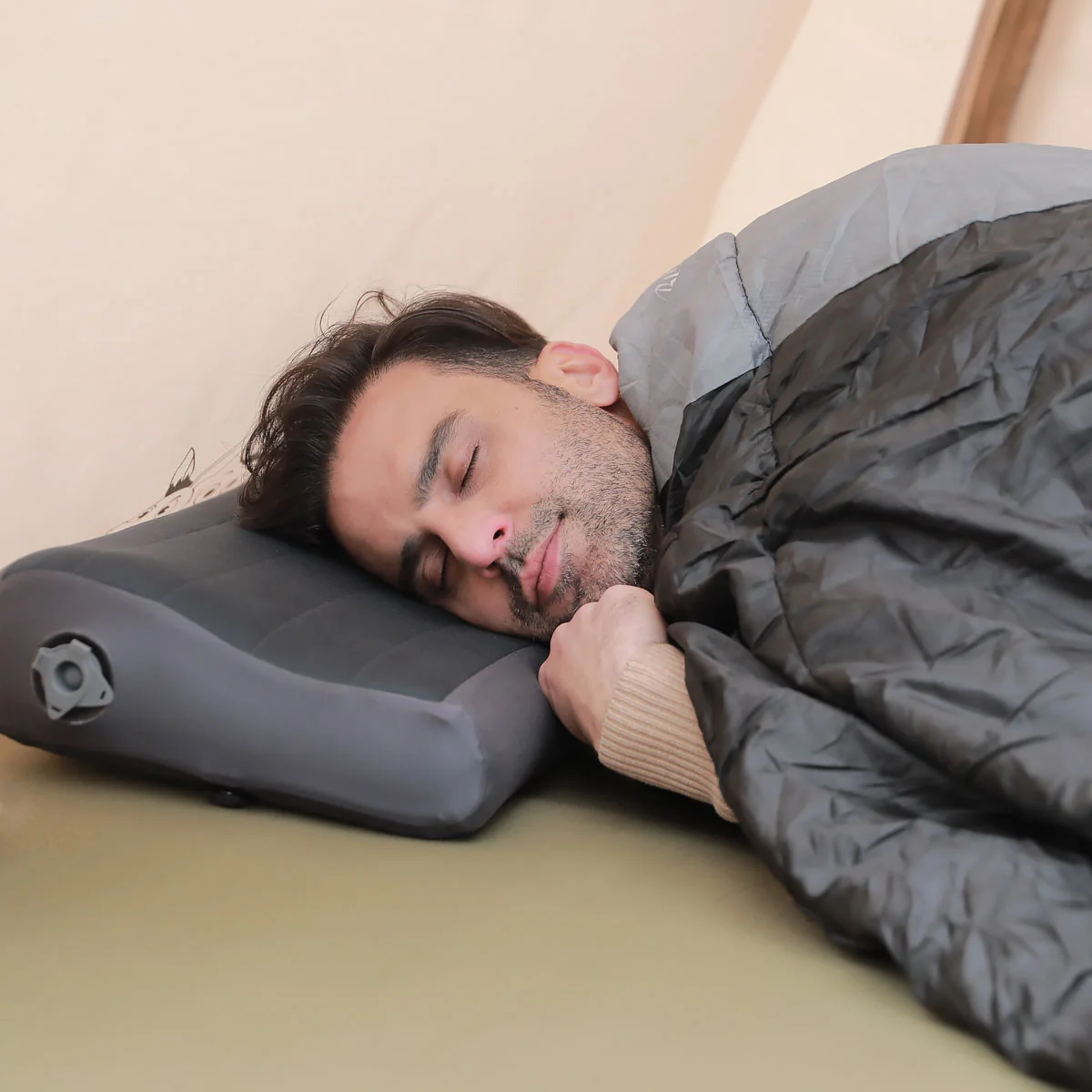Nafukovací vankúš ZERO Pillow