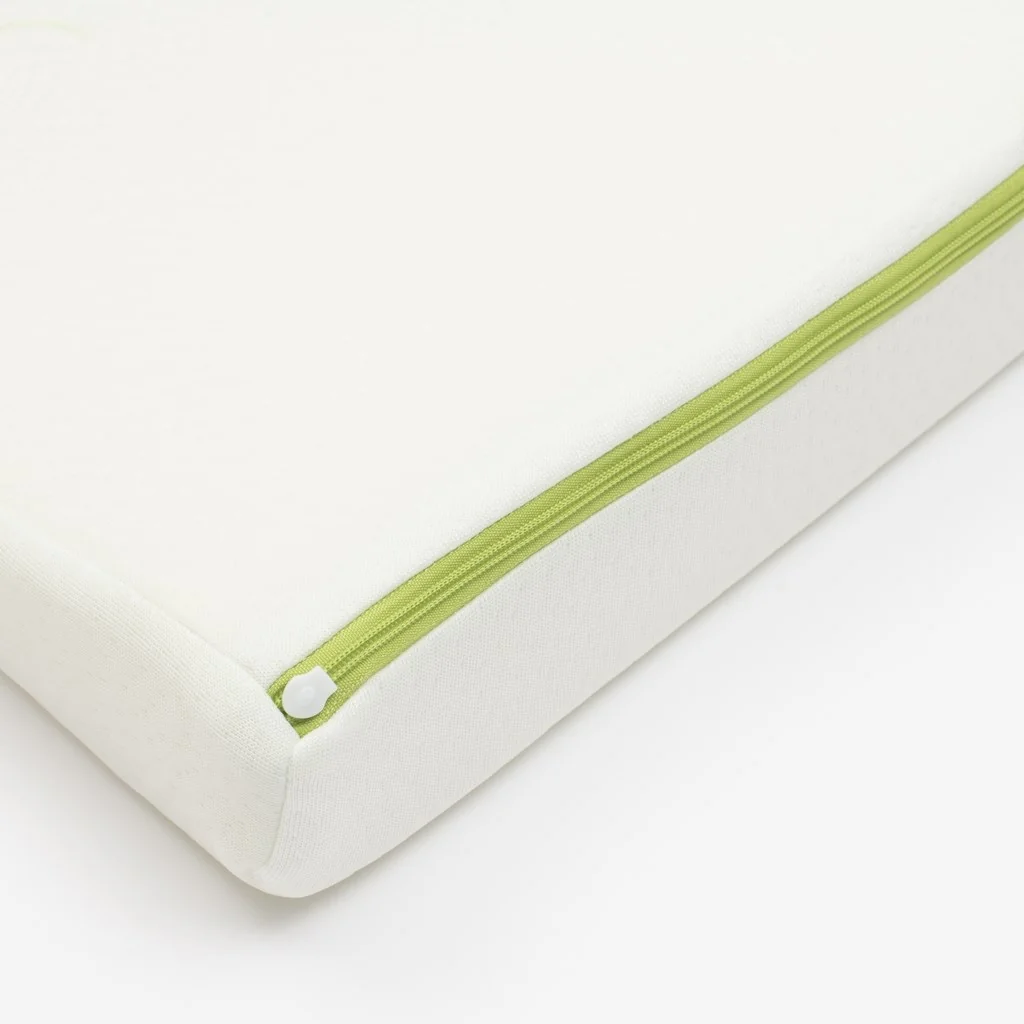 Dojčenský vankúš - klin New Baby STANDARD 60x38x7 cm Aloe vera ,