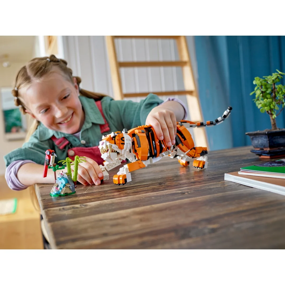 LEGO® Creator 3-in-1 31129 Majestátny tiger