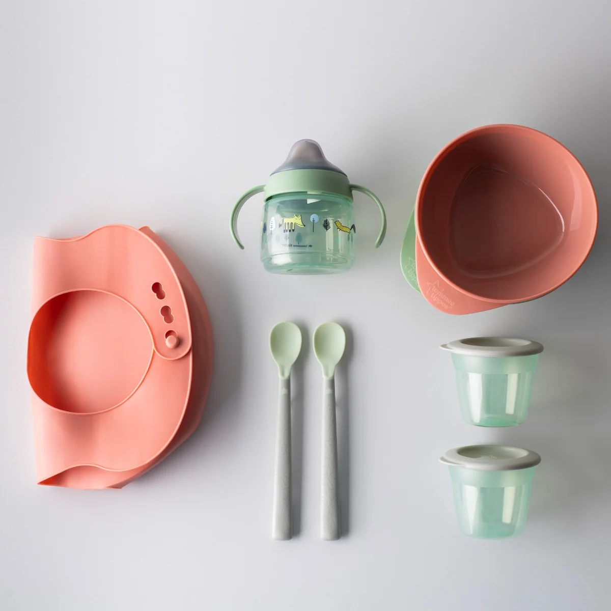 Tommee Tippee Súprava na kŕmenie 4m+ 1×8 ks, kŕmenie
