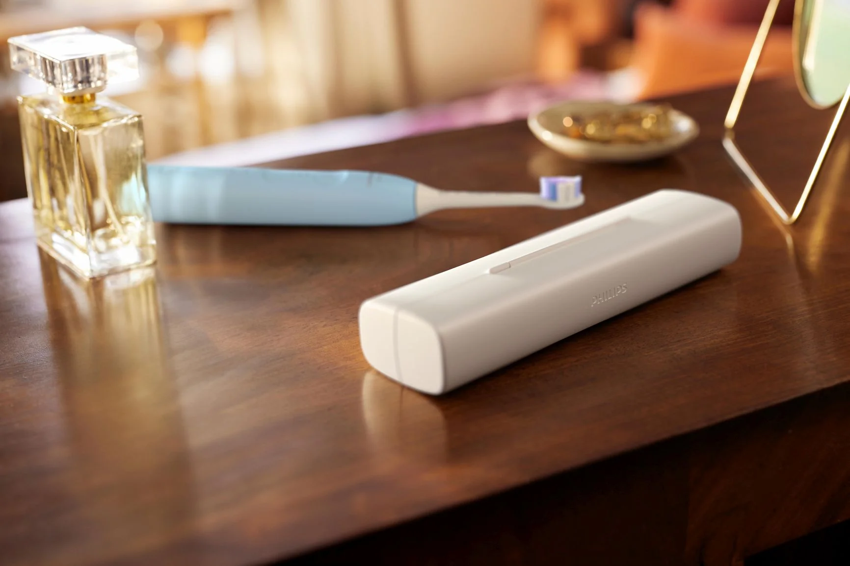 Philips Sonicare 6100
HX7406/02 1×1 ks, sonická elektrická zubná kefka