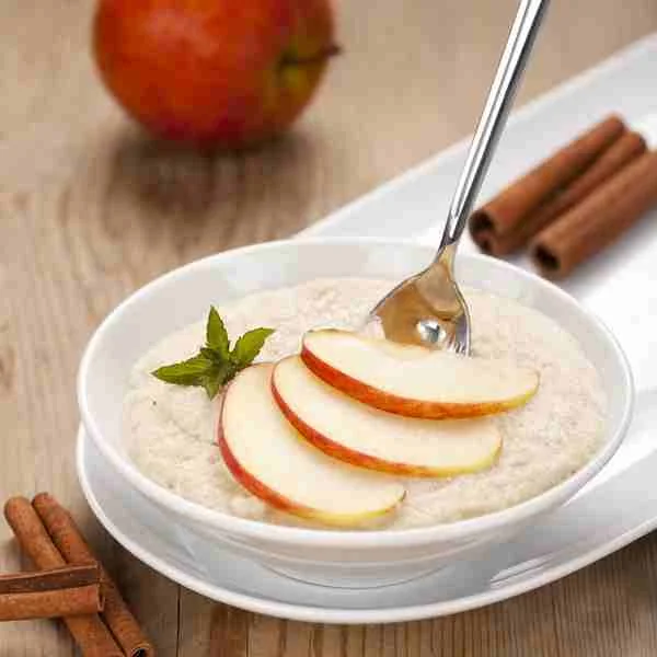 PROFIDIET OVSENÁ KAŠA S PRÍCHUŤOU JABLKA A ŠKORICE V PRÁŠKU 1×7 ks, ovsená kaša