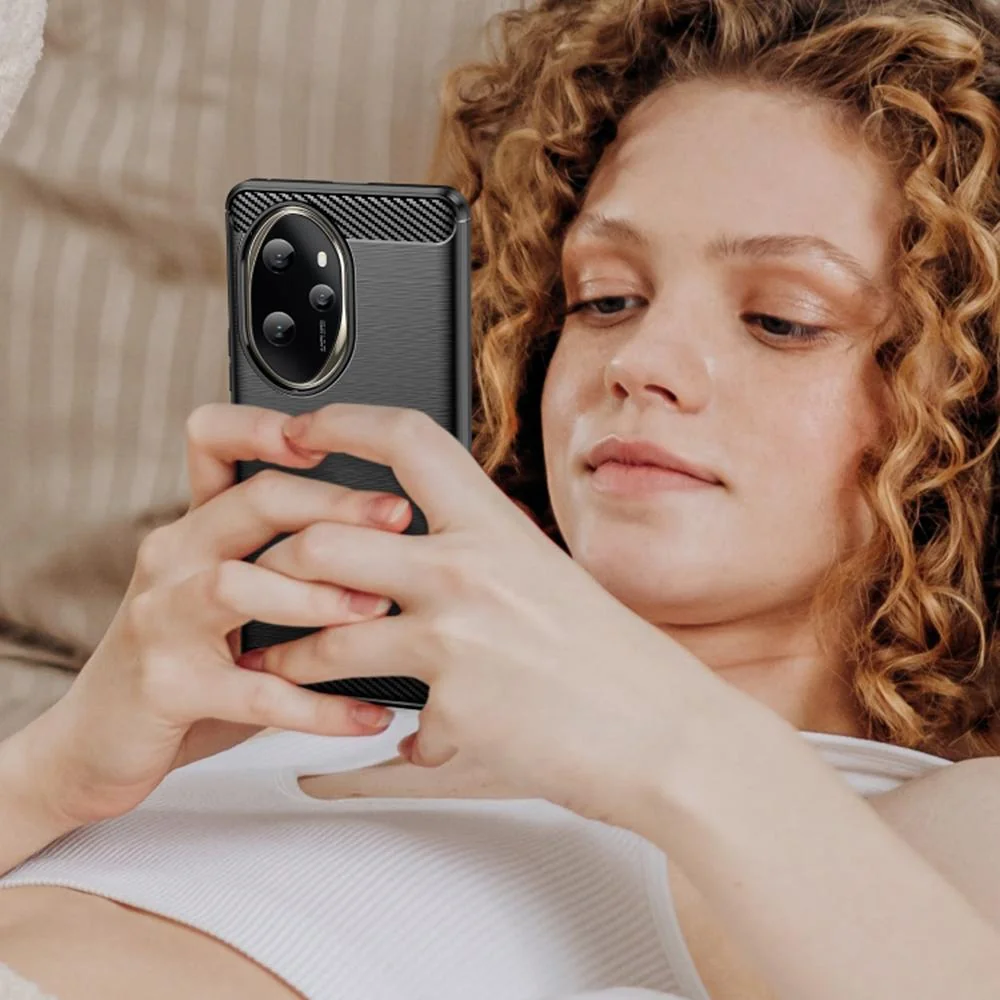 Carbon Shield TPU puzdro pre Honor 200 Pro - Čierna