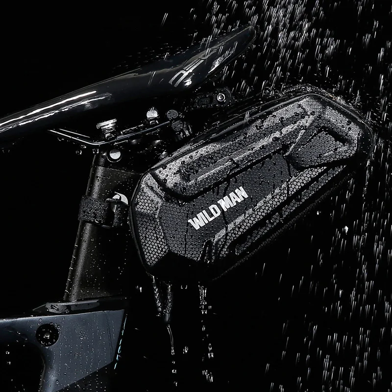 Wild Man XT7 cyklistická taška 1.2L, čierna