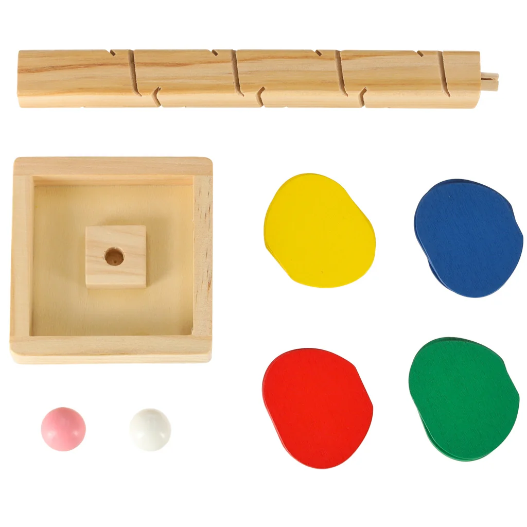 Montessori drevená hračka strom s guličkami