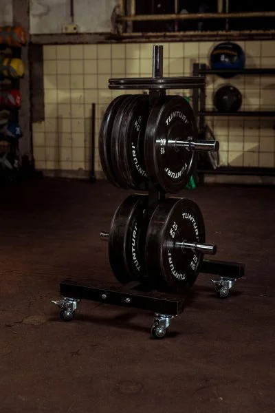 Stojan na olympijské kotúče Bumper Plate na kolieskach