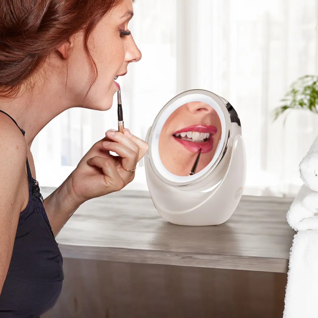 Zrkadlo zväčšujúce LED Mirror x 10